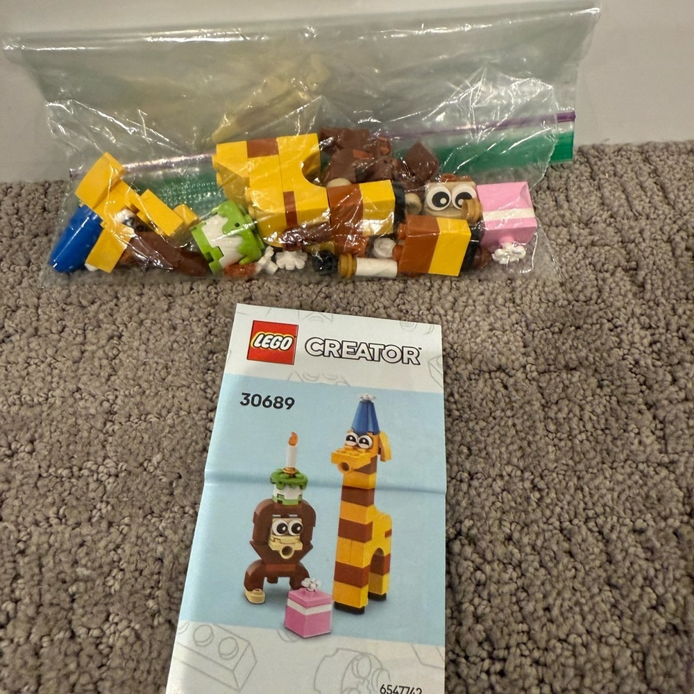 LEGO Creator Birthday Party Animals set (item number 30689)